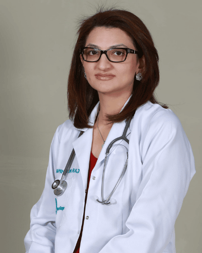 Dr. Amnah M Raj cosmetic surgeon in Lahore